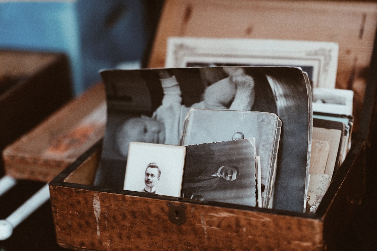 How to Uncover Forgotten Family Stories